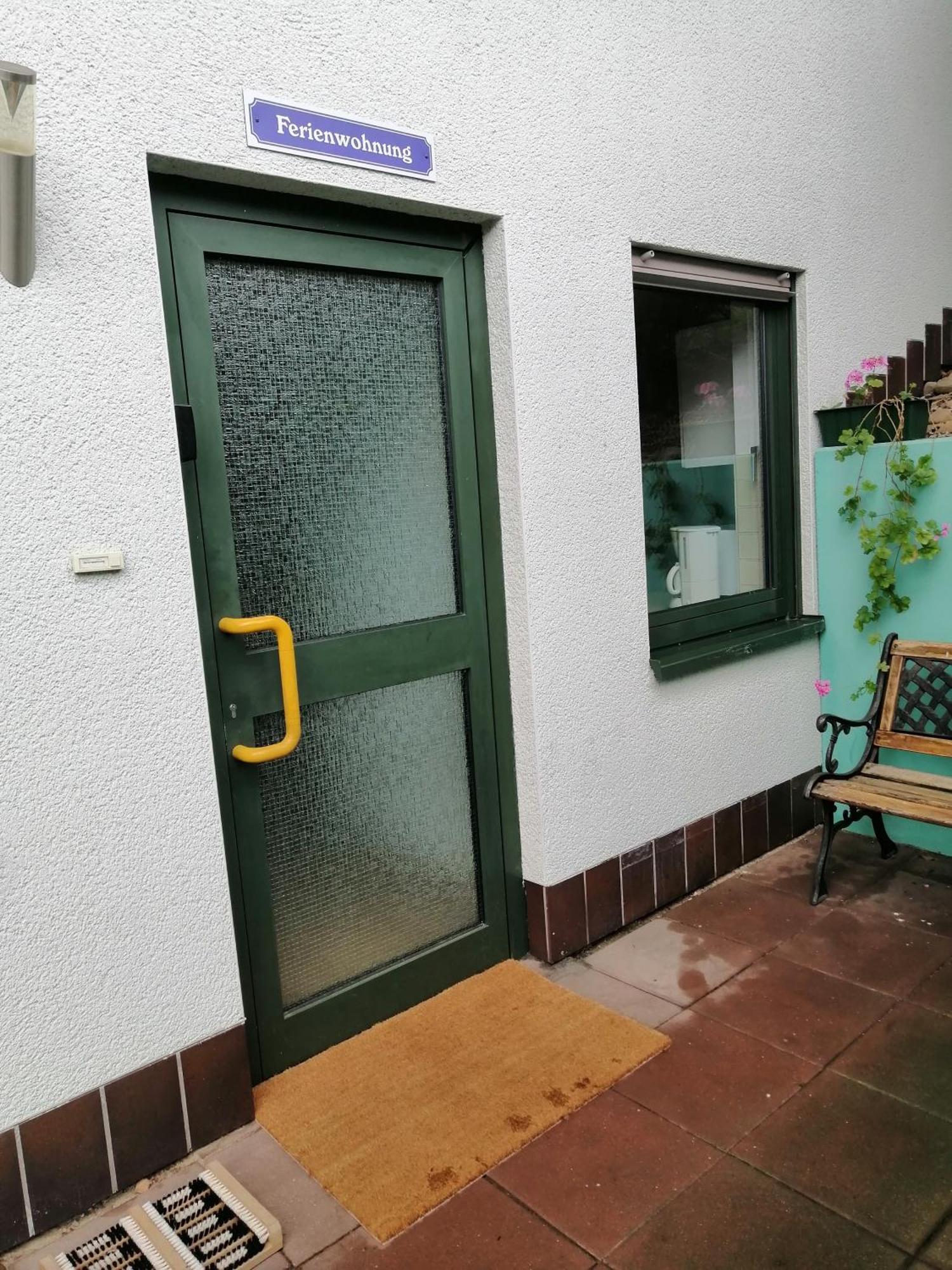 Haus Mohr - Ferienwohnung Im Taunus Weilmunster エクステリア 写真